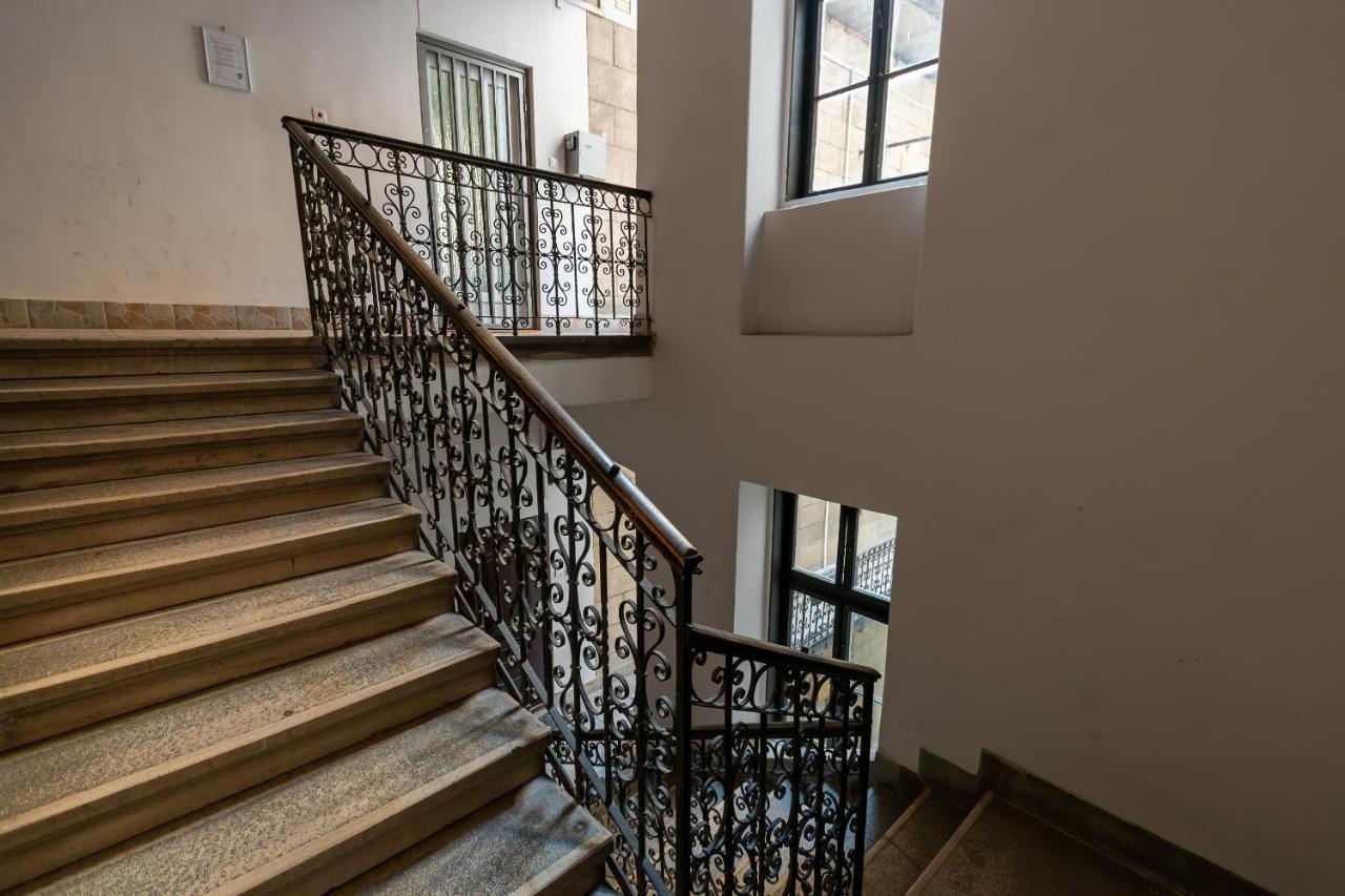 Spacious & Stylish Apartment In Downtown Budapest Exterior photo